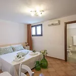 Bed & Breakfast Sentiero Del Ciolo 3*