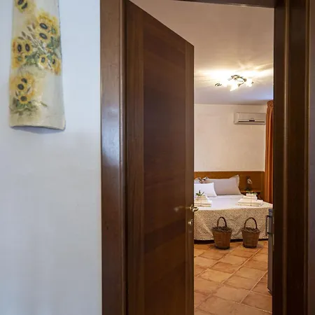 Sentiero Del Ciolo Frühstückspension 3*