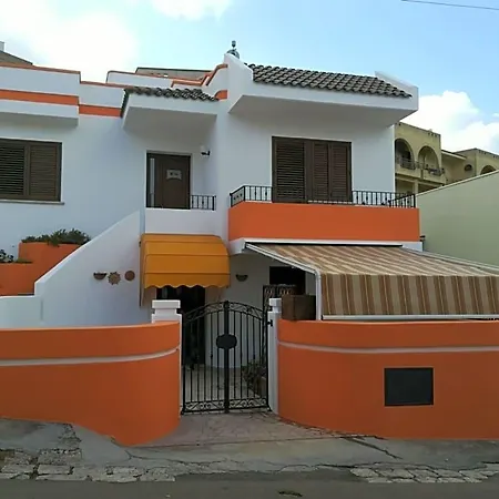 Sentiero Del Ciolo Bed & Breakfast 3*